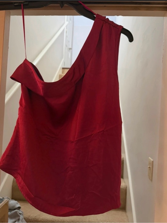 Rachel Zoe Tops - Rachel Zoe Magenta One-Shoulder Satin Camisole